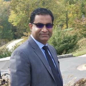 Meet your Posher, Munaza